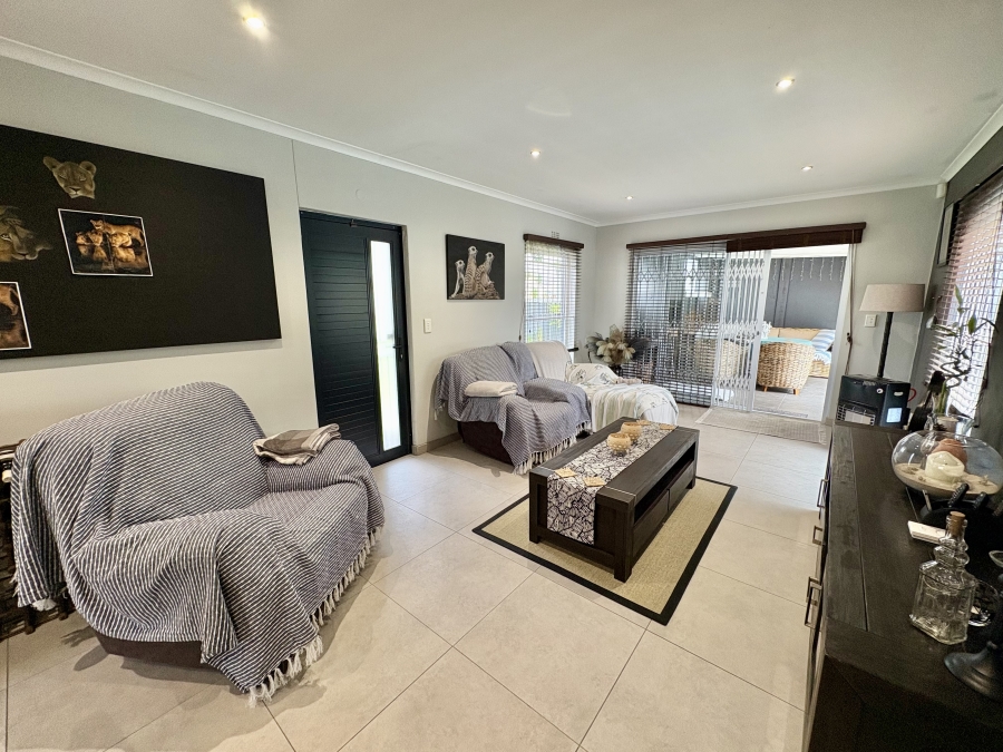 3 Bedroom Property for Sale in Sunningdale Western Cape